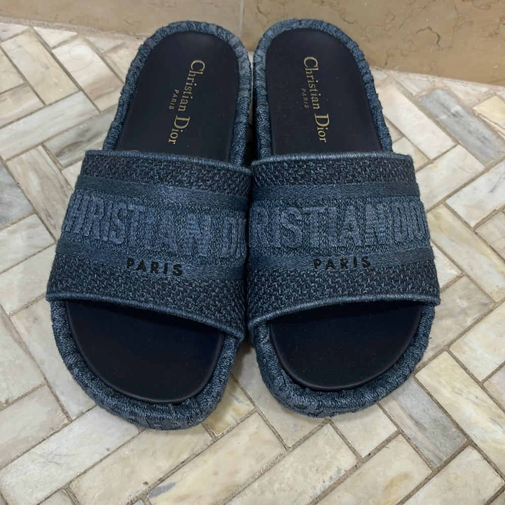 Dior flat form sandals